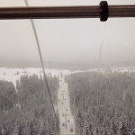 Gondel in den Nebel